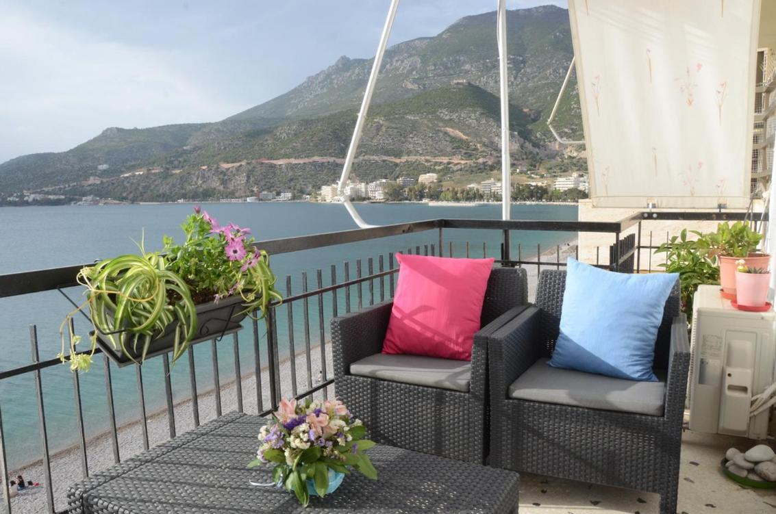 Captain'S Home Loutraki ภายนอก รูปภาพ